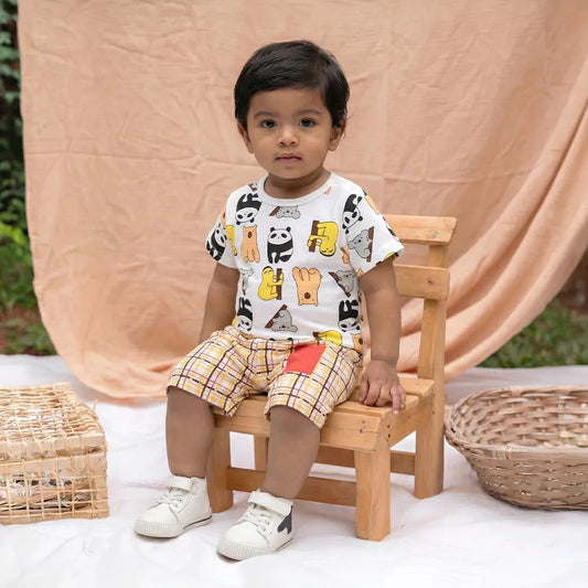 Adorable Panda-Print Babies Clothing Set - Includes Shirt & Shorts