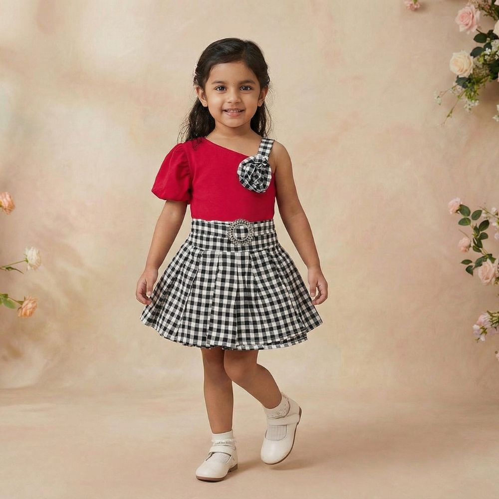 Adorable Girls' Baby Doll Outfit Set - Plaid Jumper & Accessories