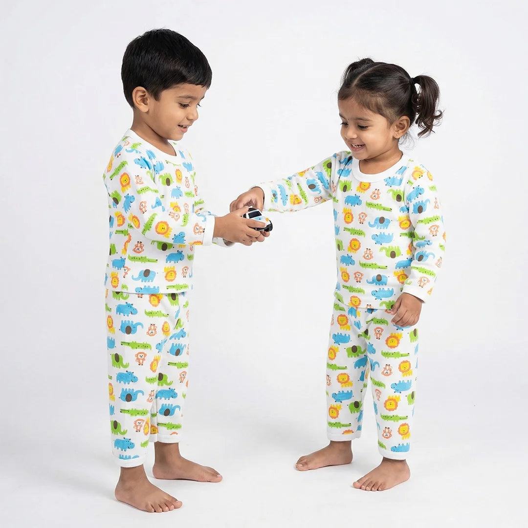 Children's Pajamas with Cartoon Pattern