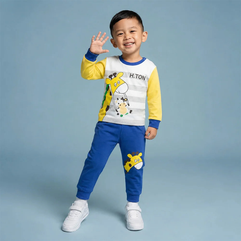 Adorable Baby Giraffe Pajamas with H.Tong Character