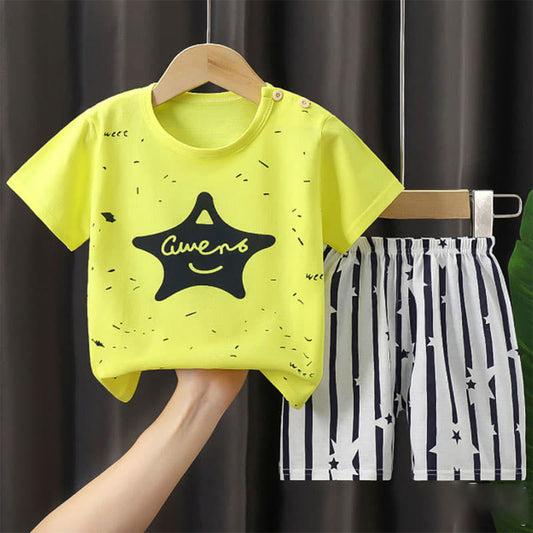 Gift-ready Yellow Star Graphic T-Shirt & Pajama Shorts Set - Unisex